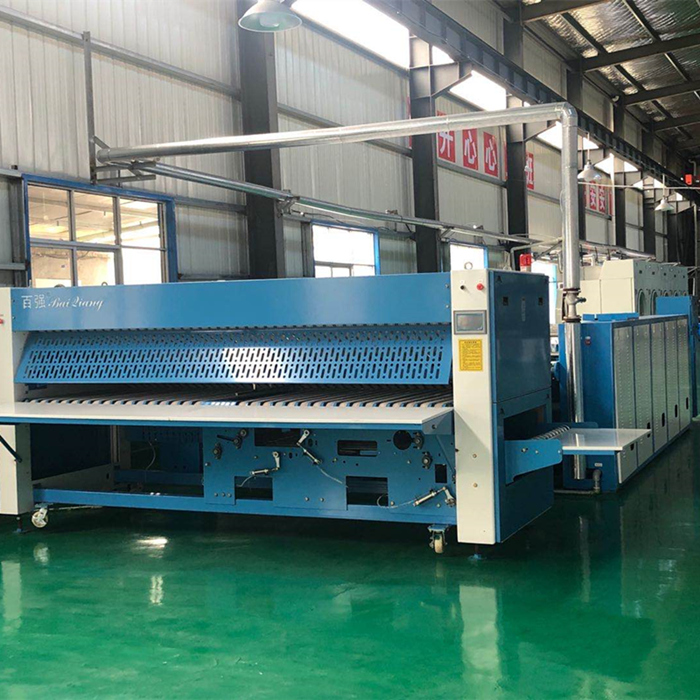 旺季，五星級(jí)酒店都是這么洗滌布草的