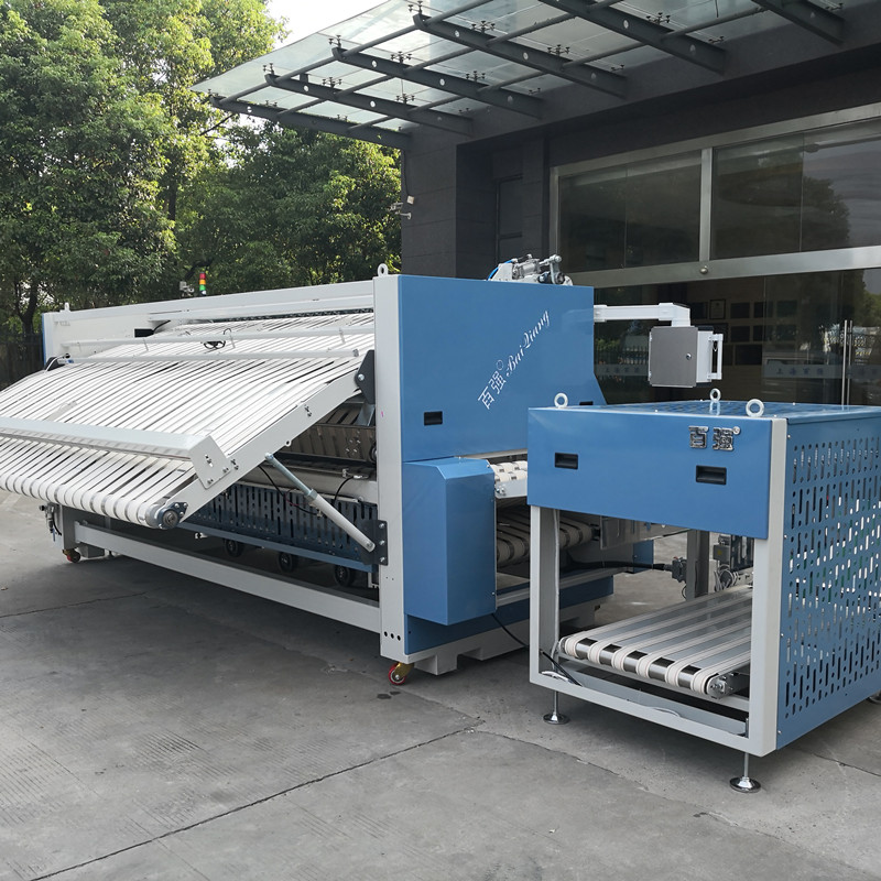 開(kāi)布草洗滌公司使用的洗滌設(shè)備推薦之百?gòu)?qiáng)高速折疊機(jī) 開(kāi)布草洗滌公司使用的洗滌設(shè)備推薦之百?gòu)?qiáng)高速折疊機(jī)